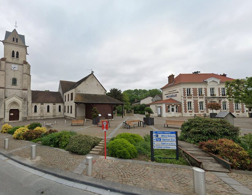 Mini-forêt urbaine Place Leclerc